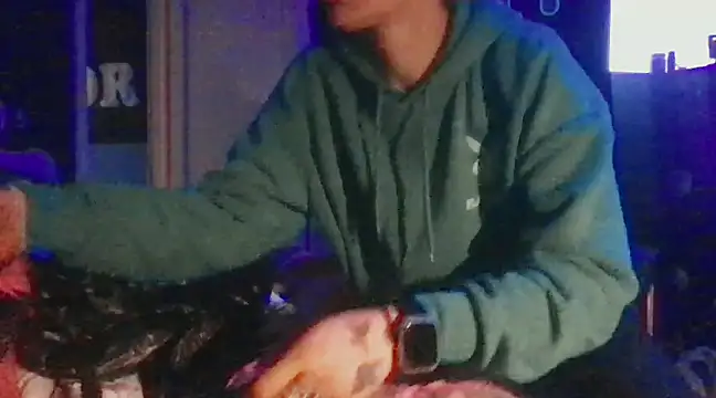 watermellonpussy online show from December 2024 05:55:02 AM