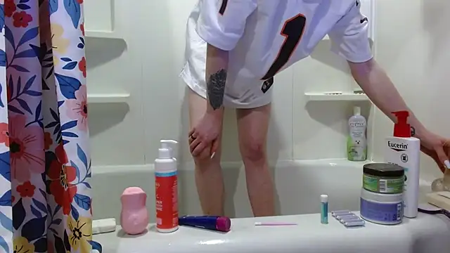 watermellonpussy online show from March 2026 02:11:01 AM