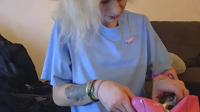 watermellonpussy online show from September 2025 03:57:01 AM