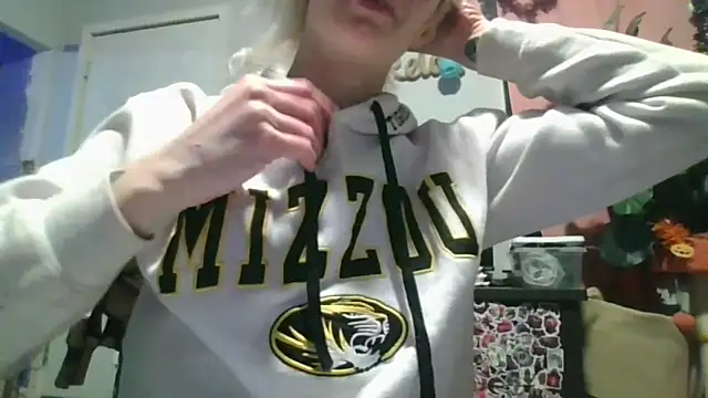 watermellonpussy online show from February 2026 05:52:01 AM