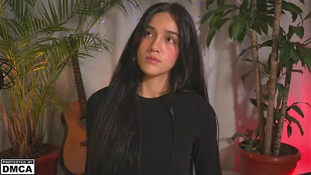 Kore Persephone online show from November 2025 03:43:01 AM