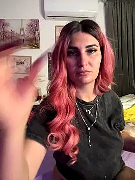 EvelynFrances online show from September 2025 06:47:02 PM