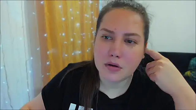  madalexa  online show from October 2025 07:22:02 PM