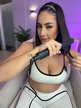 GabriellaFerrer online show from July 2026 10:10:01 PM