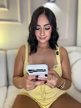 Snapshot of GabriellaFerrer chatting on May 2026 01:34:01 AM GabriellaFerrer online show from May 2026 01:34:01 AM
