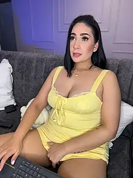 Snapshot of GabriellaFerrer chatting on November 2025 11:59:01 PM GabriellaFerrer online show from November 2025 11:59:01 PM