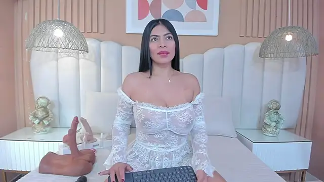 Sara Vanegas online show from March 2026 05:47:01 PM