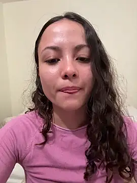 Megan Rodrigo online show from April 2026 02:21:01 PM