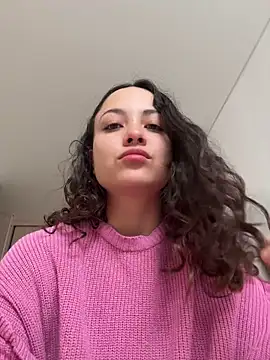 Megan Rodrigo online show from May 2026 01:08:02 PM