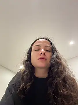 Megan Rodrigo online show from June 2026 04:43:01 AM