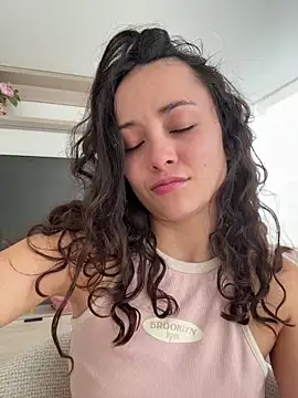 Megan Rodrigo online show from July 2026 06:12:01 PM