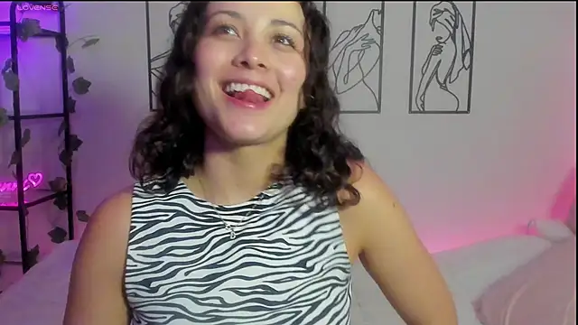 Megan Rodrigo online show from March 2025 07:17:01 PM