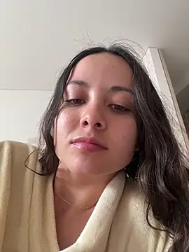 Megan Rodrigo online show from May 2026 04:04:02 PM