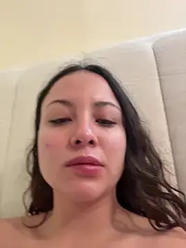 Snapshot of Megan_Rodrigo chatting on February 2026 01:42:01 PM Megan Rodrigo online show from February 2026 01:42:01 PM