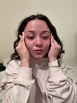 Megan Rodrigo online show from April 2026 01:37:02 PM