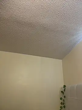 Megan Rodrigo online show from April 2026 12:45:01 PM