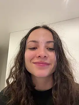 Megan Rodrigo online show from June 2026 04:31:02 AM