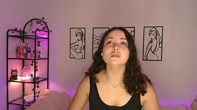 Megan Rodrigo online show from October 2025 07:14:01 PM
