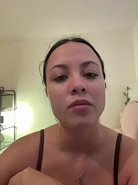 Snapshot of Megan_Rodrigo chatting on February 2026 01:54:02 PM Megan Rodrigo online show from February 2026 01:54:02 PM