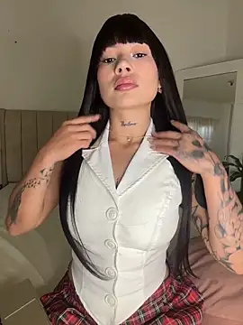 Roxanne 08 online show from December 2025 07:24:01 PM