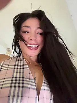Roxanne 08 online show from May 2026 07:42:01 PM