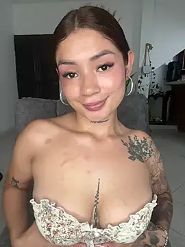 Roxanne 08 online show from January 2025 07:01:02 PM