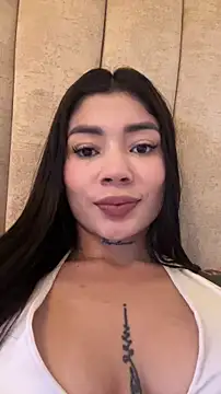 Roxanne 08 online show from April 2026 07:53:02 PM