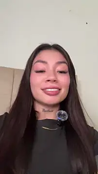 Roxanne 08 online show from May 2026 03:48:02 PM