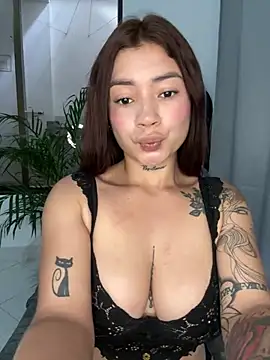 Roxanne 08 online show from January 2025 12:07:02 PM