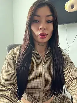 Roxanne 08 online show from July 2026 05:30:02 PM