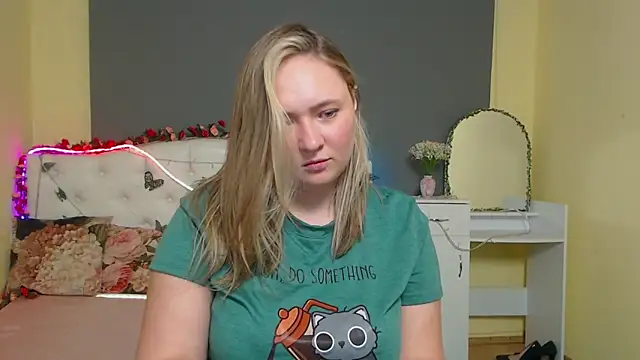 SallyVerda online show from May 2026 06:02:02 PM
