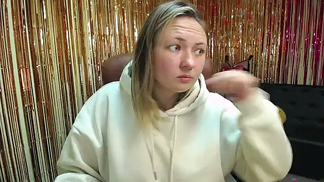 SallyVerda online show from October 2025 05:14:01 PM
