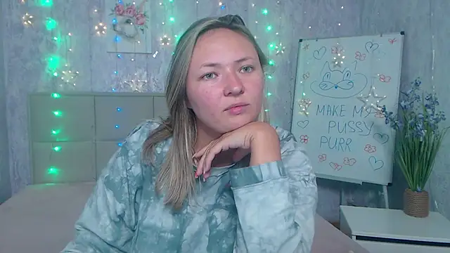 SallyVerda online show from October 2025 06:08:01 PM