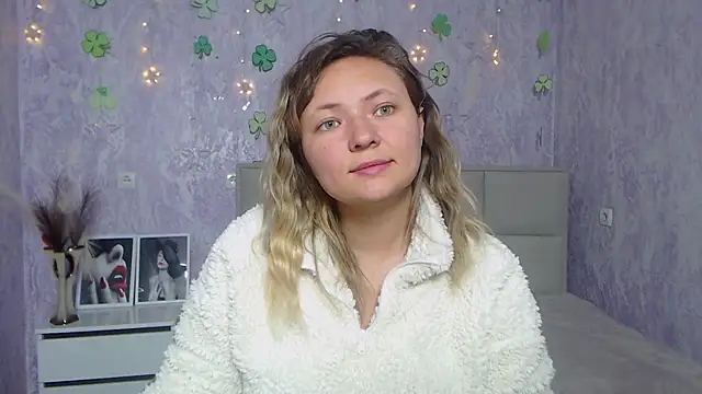 SallyVerda online show from March 2025 06:50:01 PM