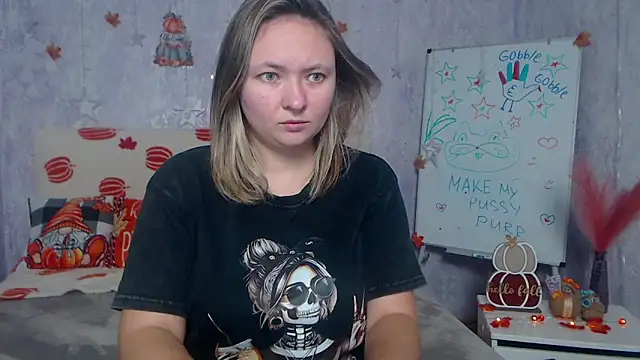 Snapshot of SallyVerda chatting on November 2025 06:30:01 PM SallyVerda online show from November 2025 06:30:01 PM