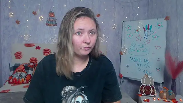 Snapshot of SallyVerda chatting on November 2025 09:04:01 PM SallyVerda online show from November 2025 09:04:01 PM