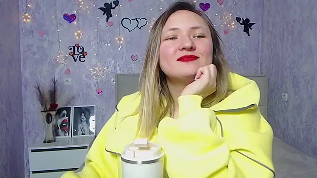 SallyVerda online show from February 2025 12:52:02 AM