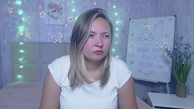 SallyVerda online show from October 2025 06:20:01 PM
