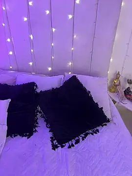 Amber Martins  online show from January 2026 12:39:02 AM