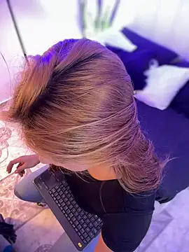 Amber Martins  online show from April 2026 12:46:02 AM