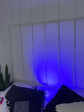 Amber Martins  online show from February 2025 08:42:02 PM