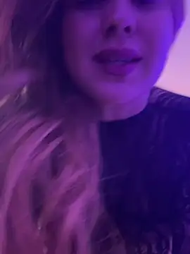 Amber Martins  online show from May 2026 12:05:02 AM