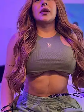 Amber Martins  online show from May 2026 08:45:02 PM