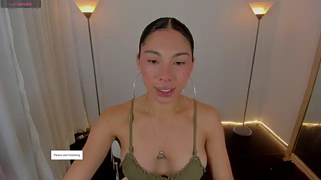 Dayanna tecca online show from February 2026 06:52:01 PM