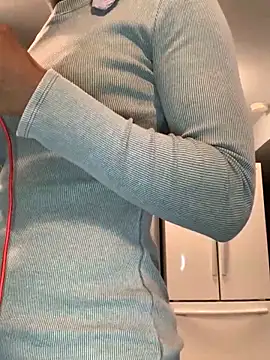 Snapshot of ninaperry777 chatting on February 2025 04:50:02 AM ninaperry777 online show from February 2025 04:50:02 AM