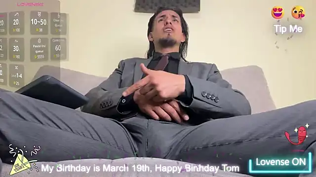 Tom blunt96 online show from March 2025 12:51:01 AM