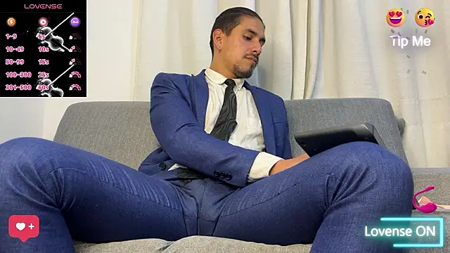 Tom blunt96 online show from February 2026 01:52:01 AM