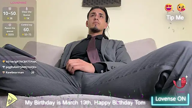 Tom blunt96 online show from March 2025 10:00:02 AM
