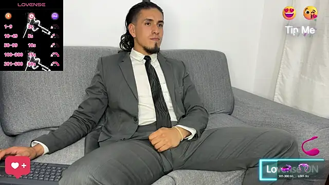 Tom blunt96 online show from November 2025 11:27:01 PM