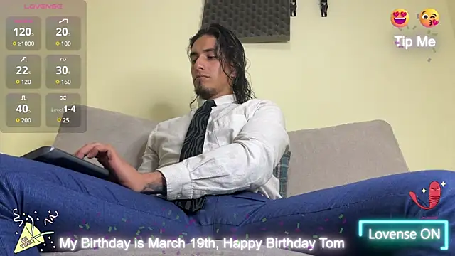Tom blunt96 online show from March 2025 05:23:02 AM